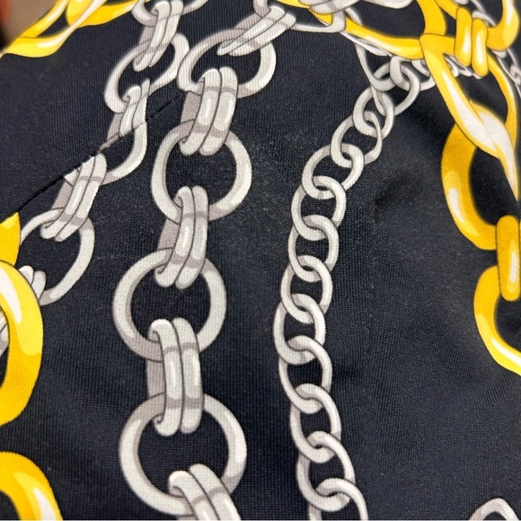 J. McLaughlin Chain Print Catalina Dress
Wrinkle Resistant Coastal Closet Staple - Picture 7 of 11